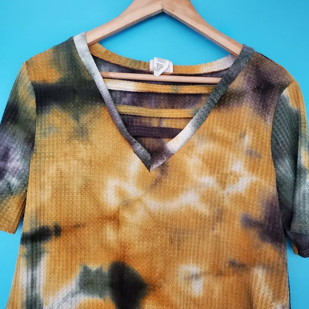 Vintage Bibi Top Size Large V-Neck Short Sleeve Tie Dye Waffle Knit - Picture 2 of 6